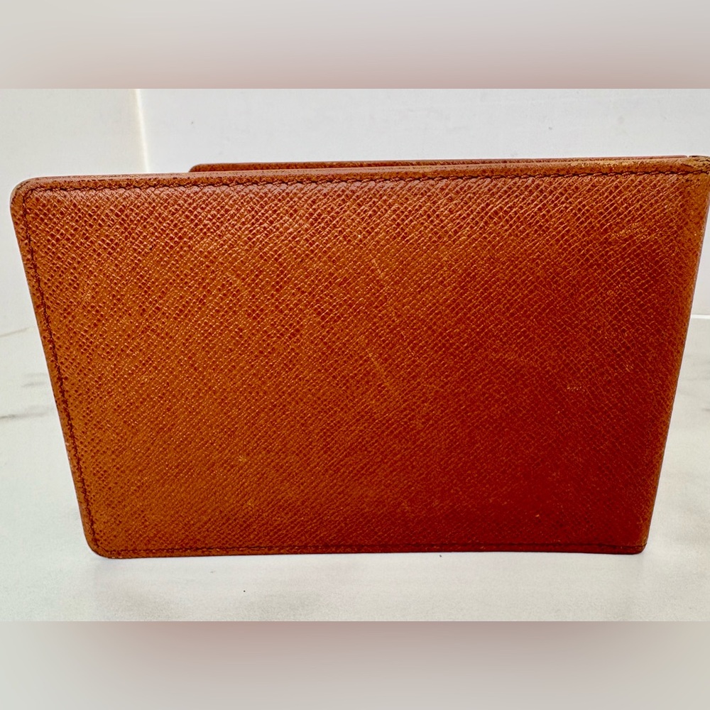 Louis Vuitton Epi leather Bi Fold ID Wallet